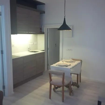 Costa Castle Apartment Lisbon