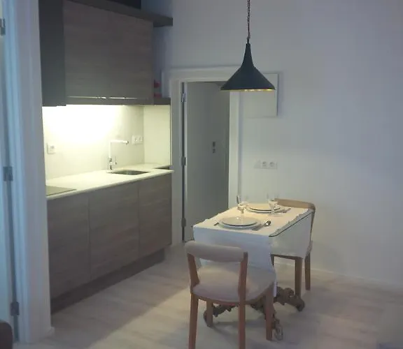 Costa Castle Apartament Lizbona